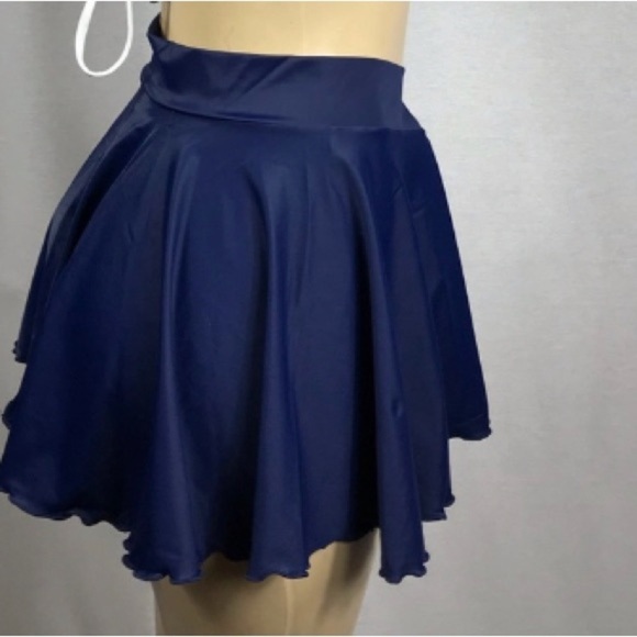 Zuliana V Waist Band Skirt Size Large Made in USA New With Tags - Picture 2 of 3